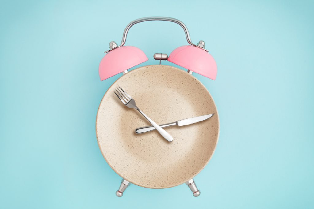 Alarm clock formed with cooking tools and utensils